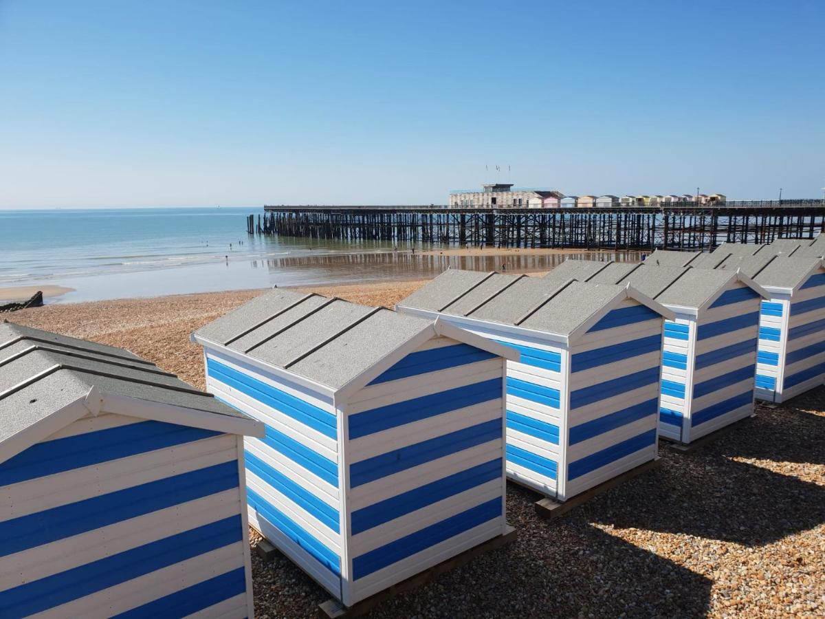 West Hill Retreat Seaview Balcony Chic Loft Studio & Free Parking Hastings Extérieur photo