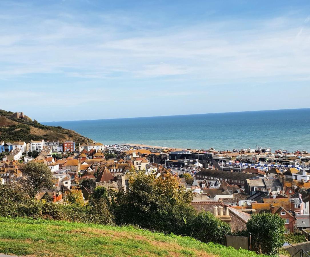 West Hill Retreat Seaview Balcony Chic Loft Studio & Free Parking Hastings Extérieur photo